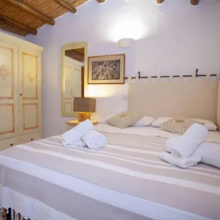 Villa Seaside In + Shared Pool Porto Rotondo