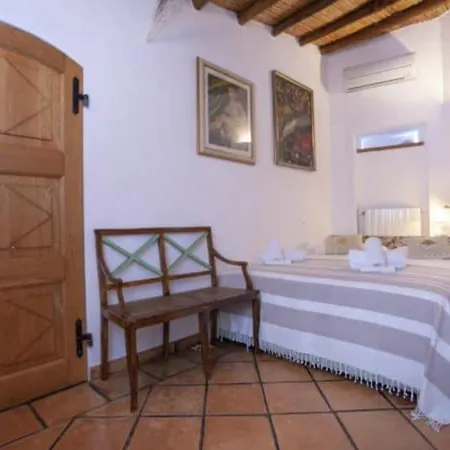 Seaside In + Shared Pool * Porto Rotondo