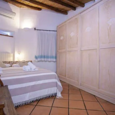 Seaside In + Shared Pool *